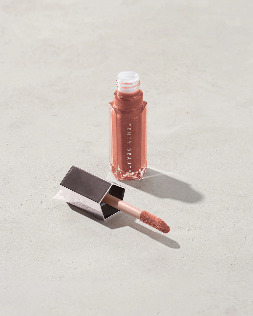 Fenty Bueaty Gloss Bomb Universal Lip Luminizer