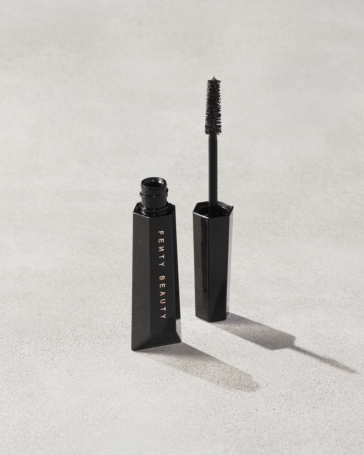 Fenty Beauty Hella Thicc Mascara Fullsize