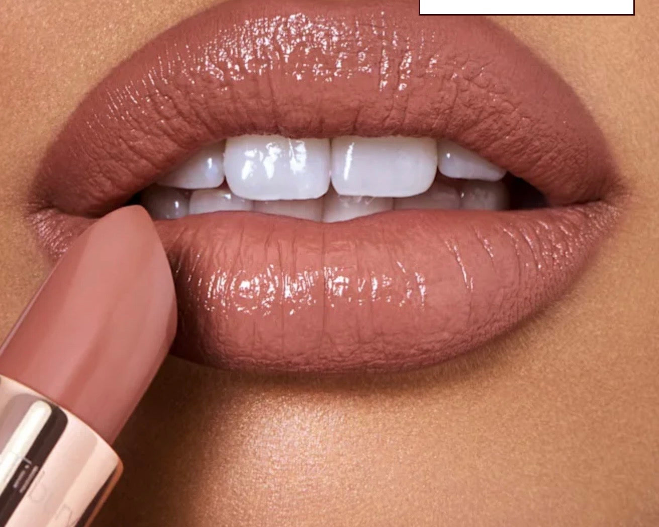 Charlotte Tilbury THE SUPER NUDES
K.I.S.S.I.N.G - RUNWAY ROYALTY