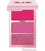 One Size CHEEK CLAPPER 3D Blush Trio Palette
Shade attention seeker