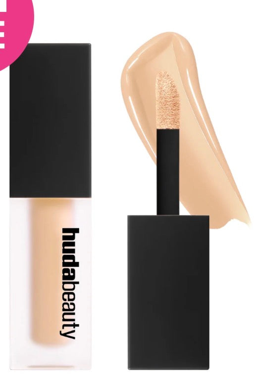 Huda Beauty FauxFilter Luminous Concealer